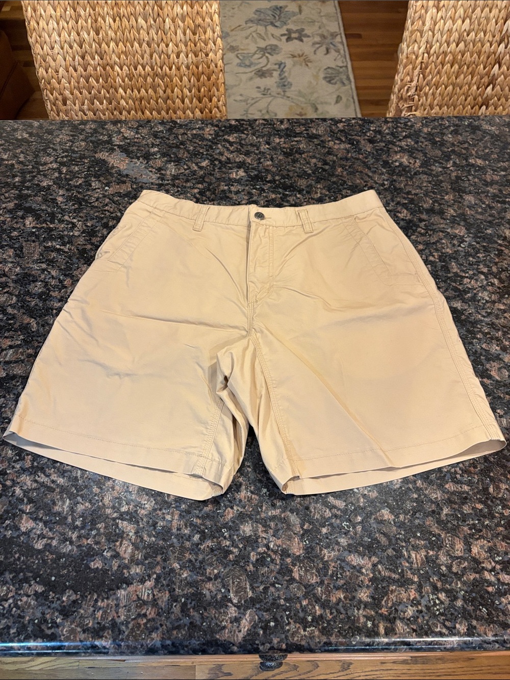Mountain Khakis shorts